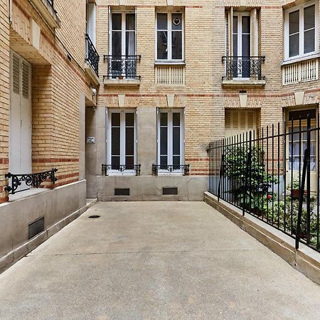 Residence Tour Eiffel By Studio Prestige Paris Exterior photo