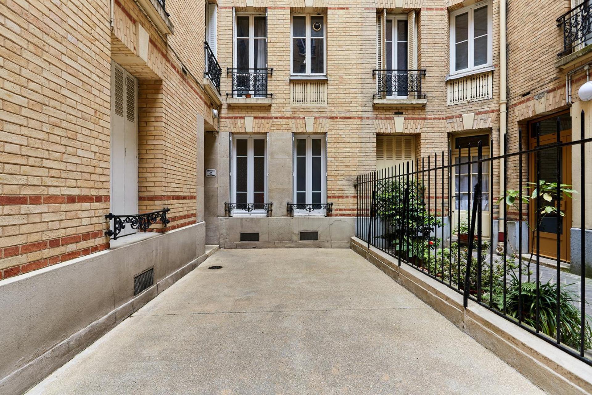 Residence Tour Eiffel By Studio Prestige Paris Exterior photo
